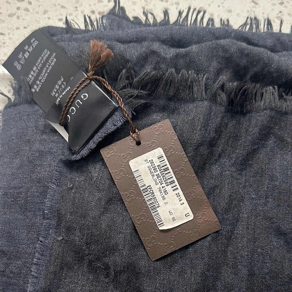 Gucci GG scarf wool and silk 76x 28 Elegant Black Scarf - Picture 9 of 9